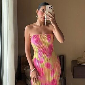 PrettyLittleThing Strapless Dress in Pink and Yellow